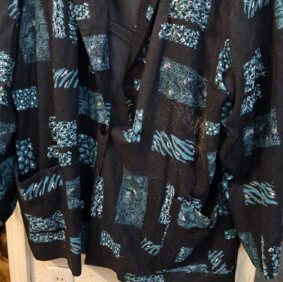 Maggie Barnes Plus Size Jacket - Picture 3 of 8